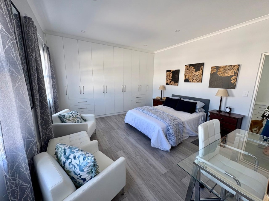 4 Bedroom Property for Sale in Sandown Western Cape